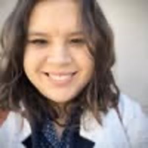 Meet your Posher, Ana